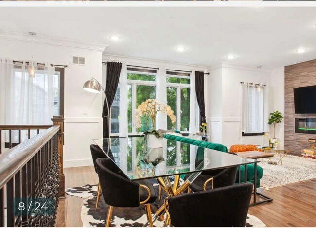 Building Photo - 65 Corbin Ave