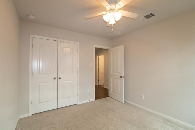 Building Photo - 310 Hyltin St