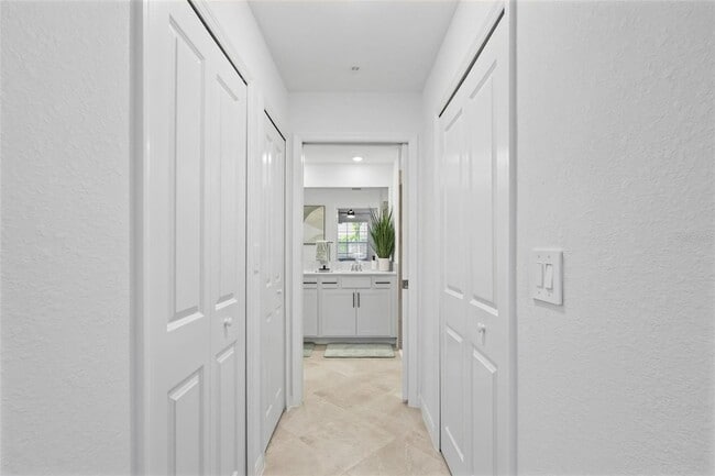 Building Photo - 19015 Scallop Lp