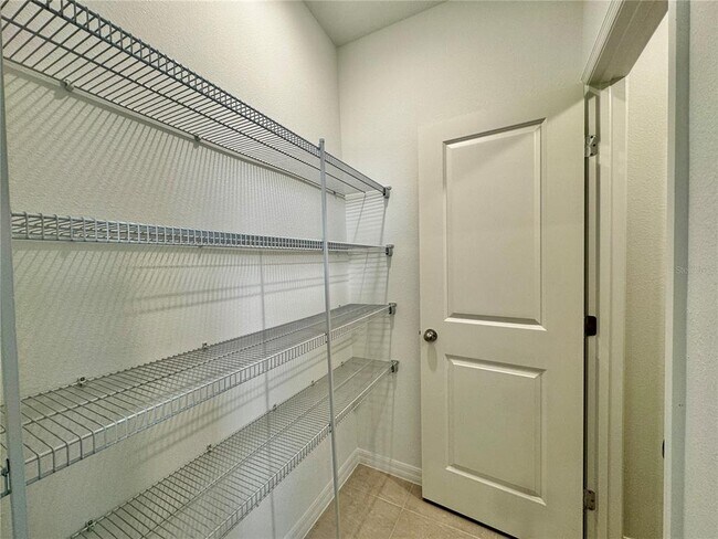 Building Photo - 4569 ORCHARD VIEW Aly