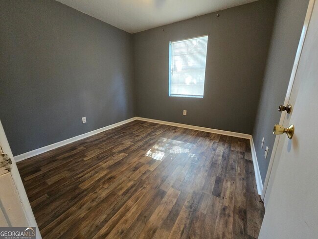 Building Photo - 408 S Orange Edwards Blvd