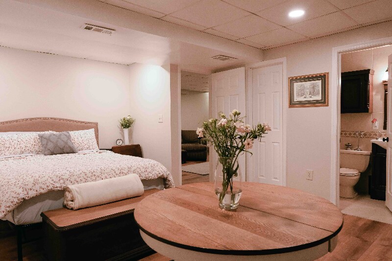 Building Photo - 26 Old Sturbridge Rd