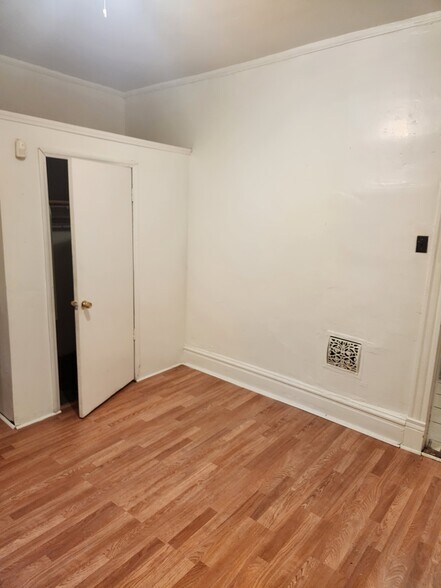 Building Photo - 4626 Enright Ave