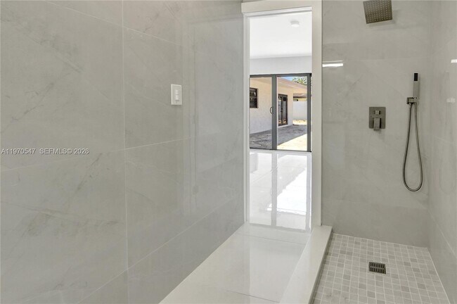 Building Photo - 7480 Johnson St