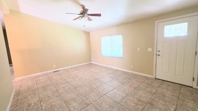 Building Photo - 4bed 2bath 3 car garage and Rv Boat Parking- Gorgeous Single Story House