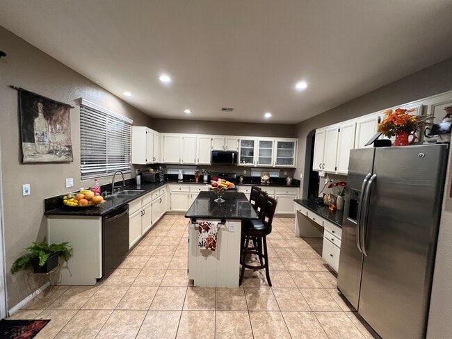 Building Photo - 9378 Agave Dr