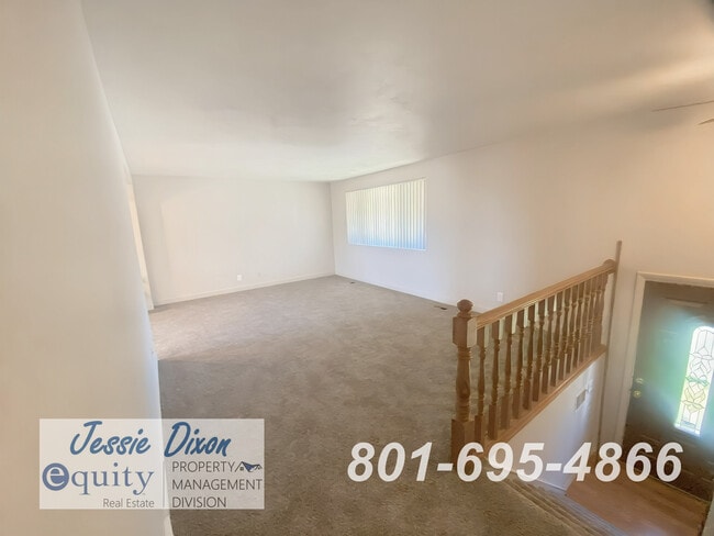 Building Photo - 5136 1250 W