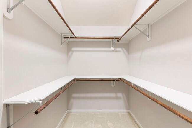 Building Photo - 35 Auburn Path Dr