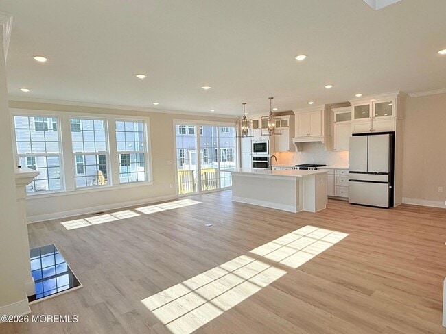 Building Photo - 2011 Wander Ln