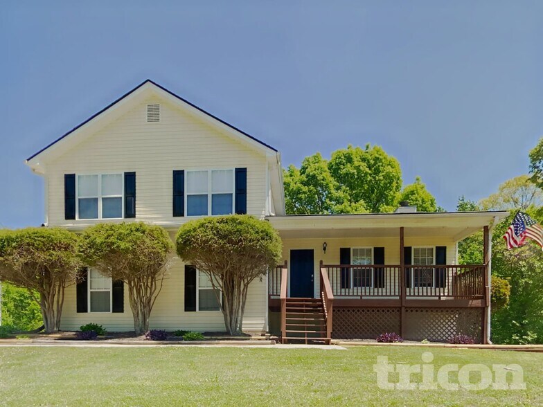 Building Photo - 15 Woodwind Dr