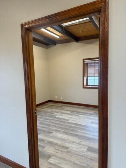 Building Photo - 611 L St