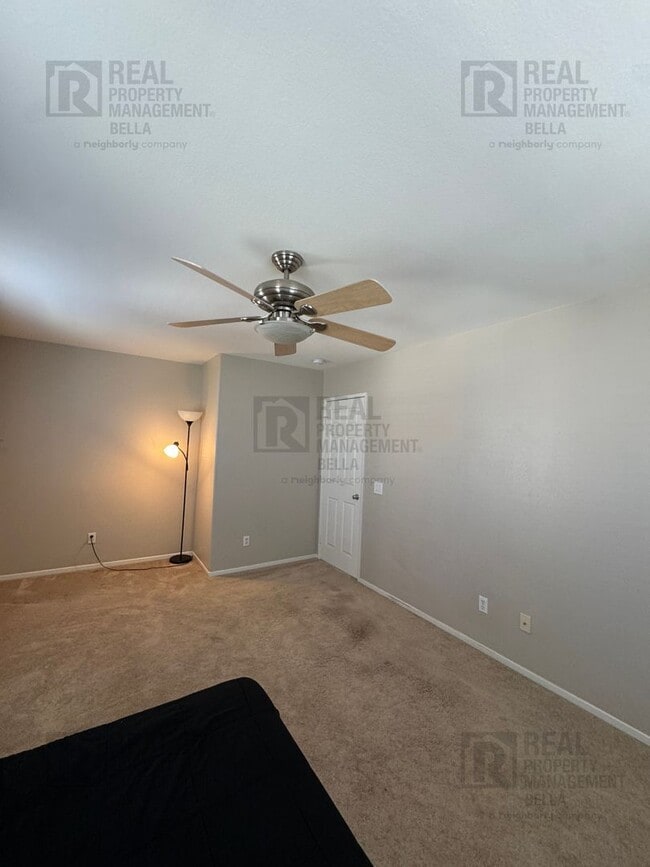 Building Photo - Gorgeous Murrieta Home with Main Floor Bedroom and Bathroom