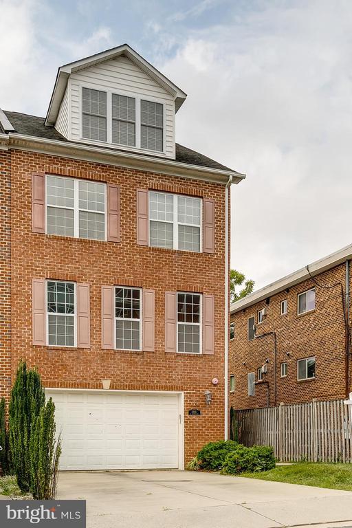 Building Photo - 2026 N Culpeper St
