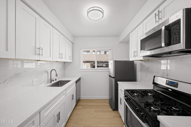 Building Photo - 121 S Chester Ave