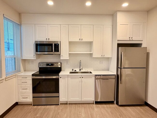 Building Photo - COOPER THOMAS 2613 DUPLEX