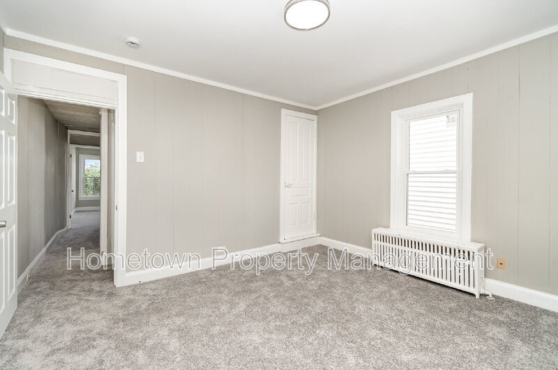 Building Photo - 609 Spruce St