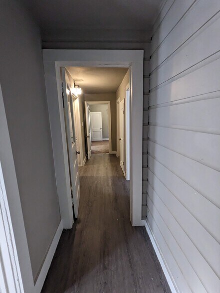 Building Photo - 1022 W Morgan St