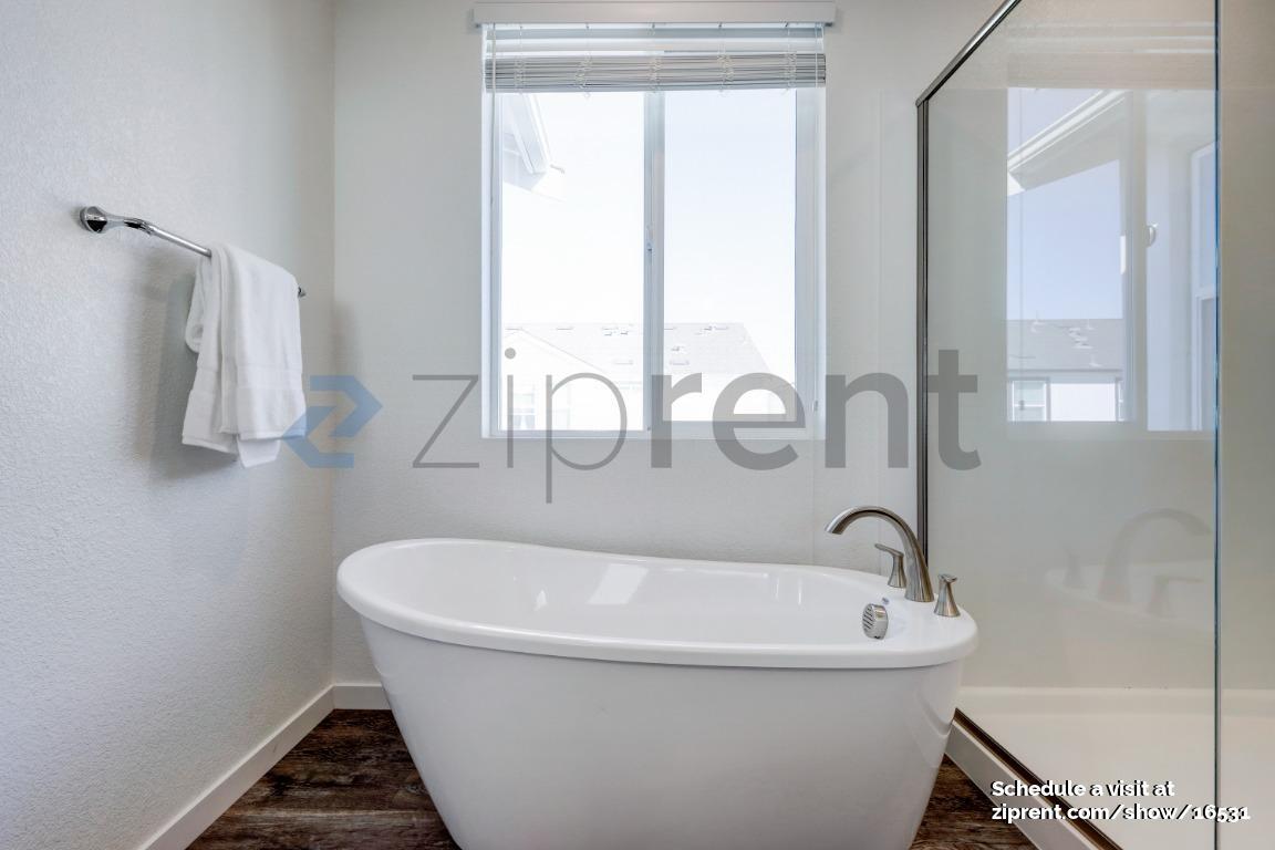 Building Photo - 50 Seasmoke Pl