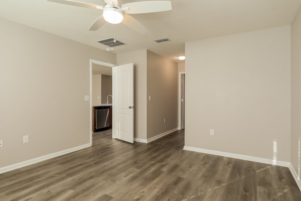 Building Photo - 3528 Martin Lakes Dr