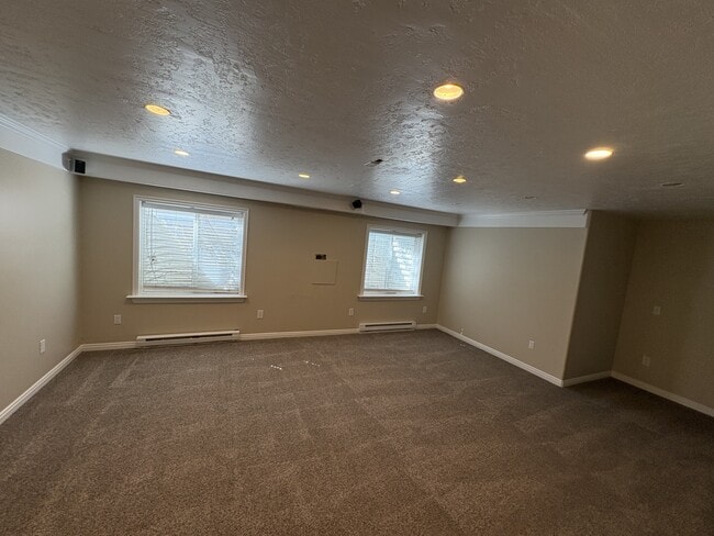 Building Photo - 75 Mountain Valley Ct