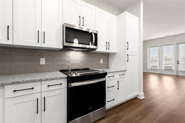 Building Photo - 2648 Sandy Plains Rd