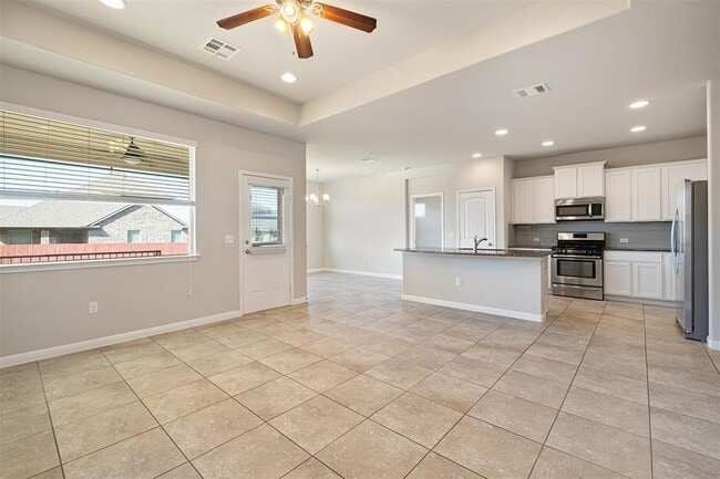 Building Photo - 16424 Vescovo Ln