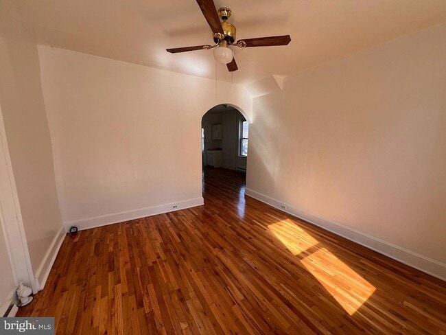 Building Photo - 24 W Cecil St