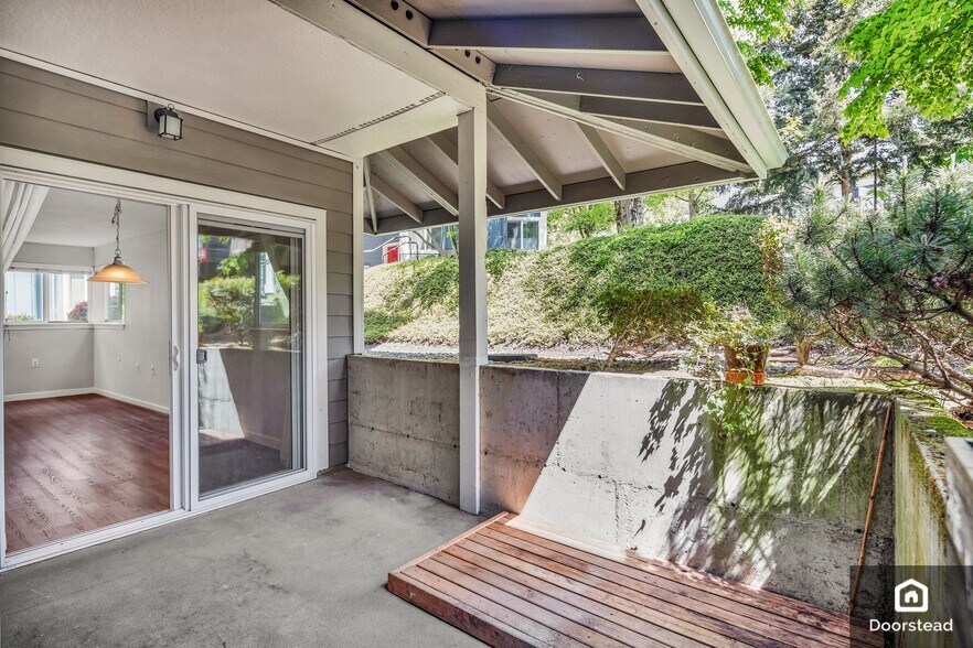 Building Photo - 3908 243rd Pl SE