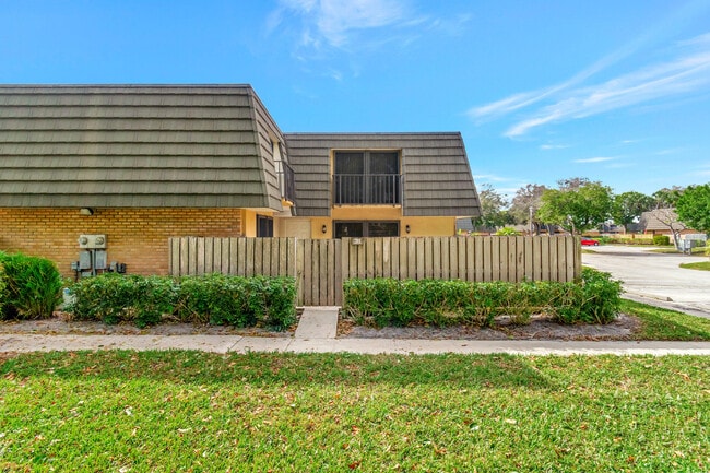 Building Photo - 311 3rd Way