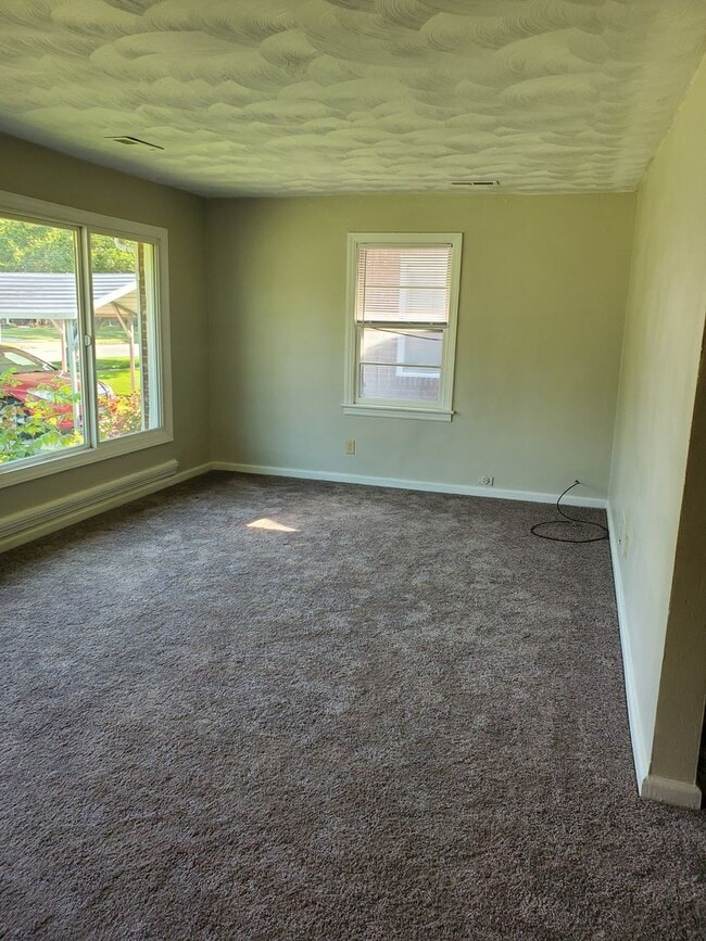 Building Photo - Haynes Tract