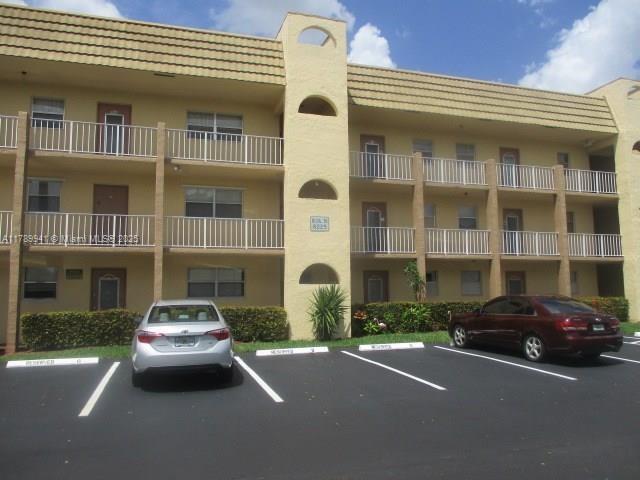 Primary Photo - 8225 Sunrise Lakes Blvd