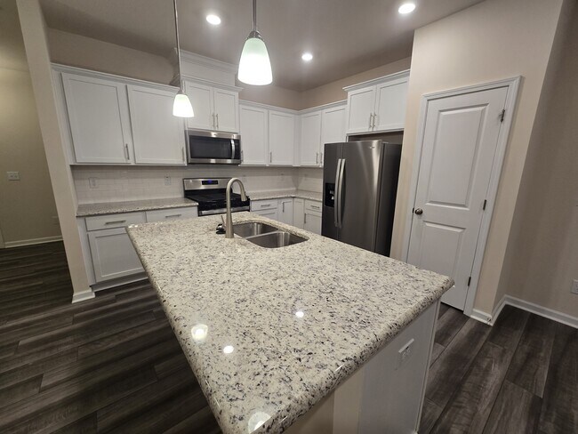 Building Photo - 4028 Beckton Trl