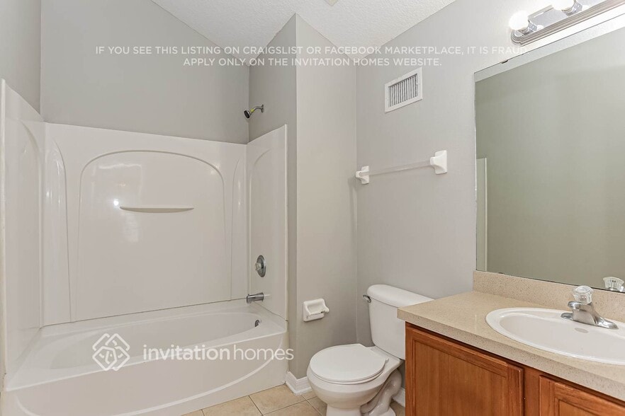 Building Photo - 10351 Lancashire Dr S