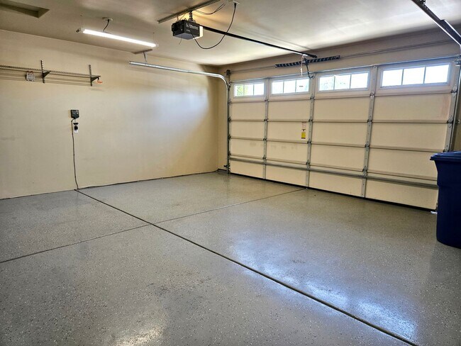 Building Photo - 2817 Tuscanna Dr