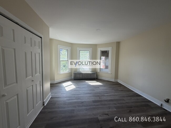 Building Photo - 228 -230 Franklin Avenue - FL2-