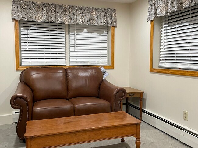 Living Room with leather sofa - 6030 NY-23