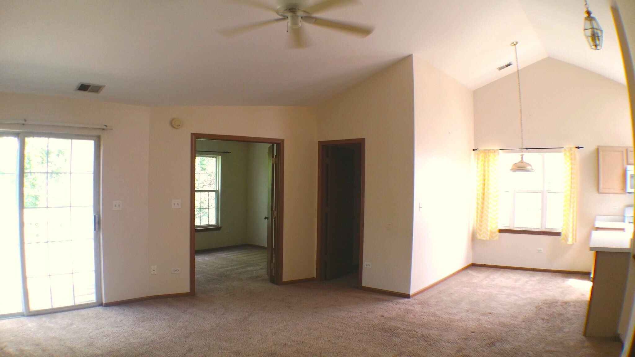 Building Photo - 1934 Heron Ave