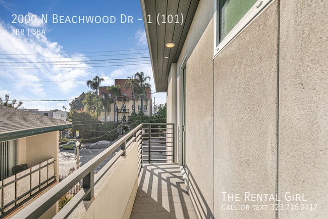 Building Photo - 2000 Beachwood Dr