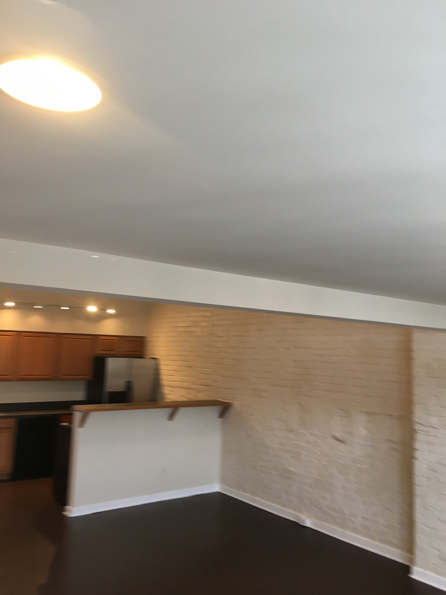 Building Photo - 310 N Laurel St