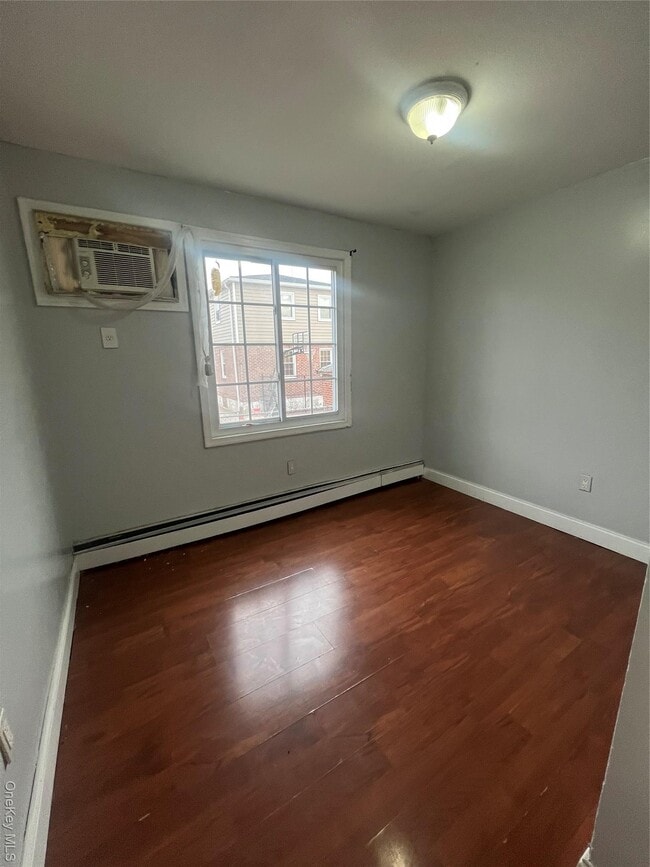 Building Photo - 180-11 146th Ave