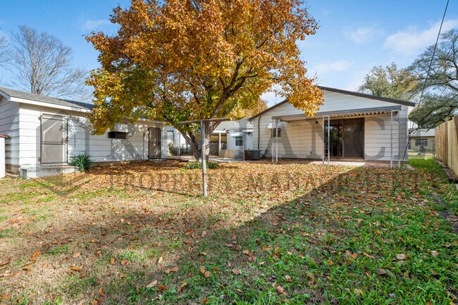 Building Photo - 4263 Cumberland St