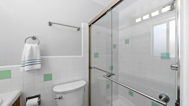 Building Photo - Southwest Reno Stunner - One of a Kind!!!!