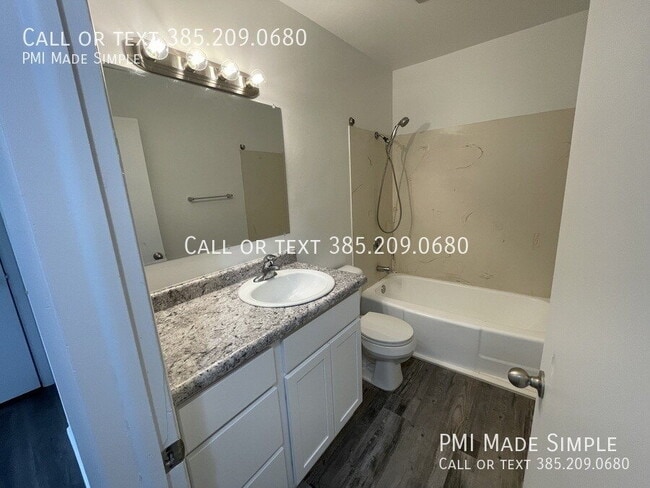 Building Photo - Spacious Condo in Great Orem Location!