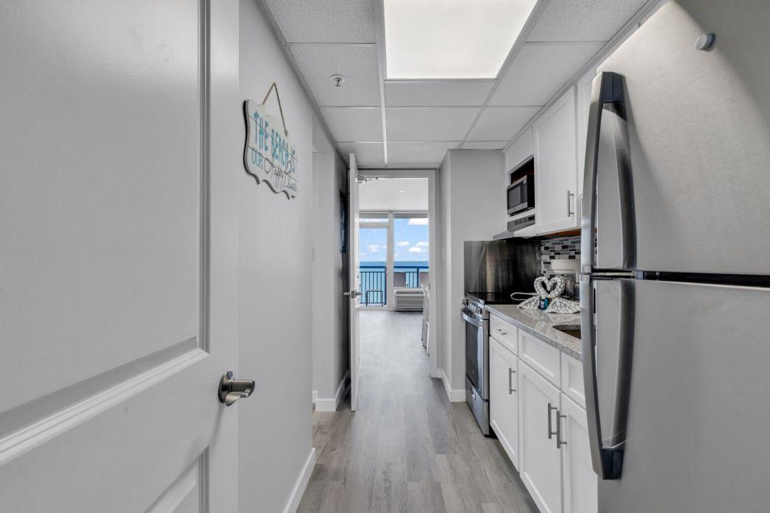 Building Photo - 2300 N Ocean Blvd
