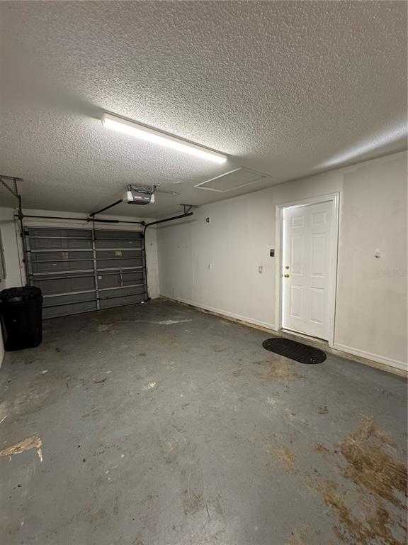 Building Photo - 12 Buffalo View Ln