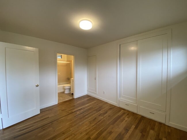 Building Photo - 635 Gibson Ave