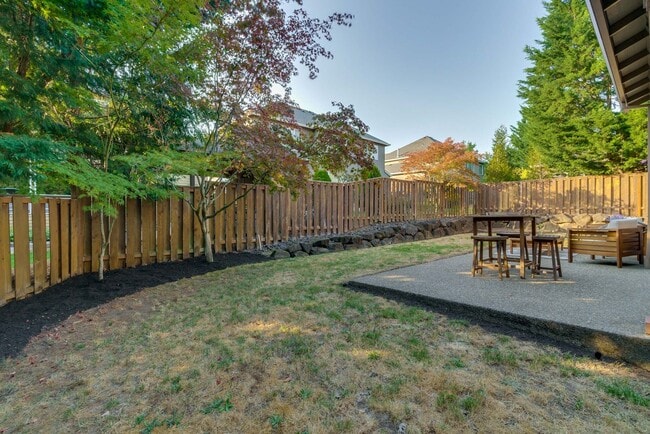 Building Photo - Spacious 4BR / 3BA Home in Desirable Bethany Area
