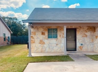 Building Photo - 1009 Monroe St