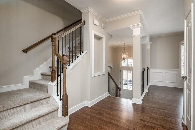 Building Photo - 528 Twinrose Way