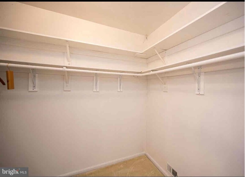 Building Photo - 4549 Lantern Pl